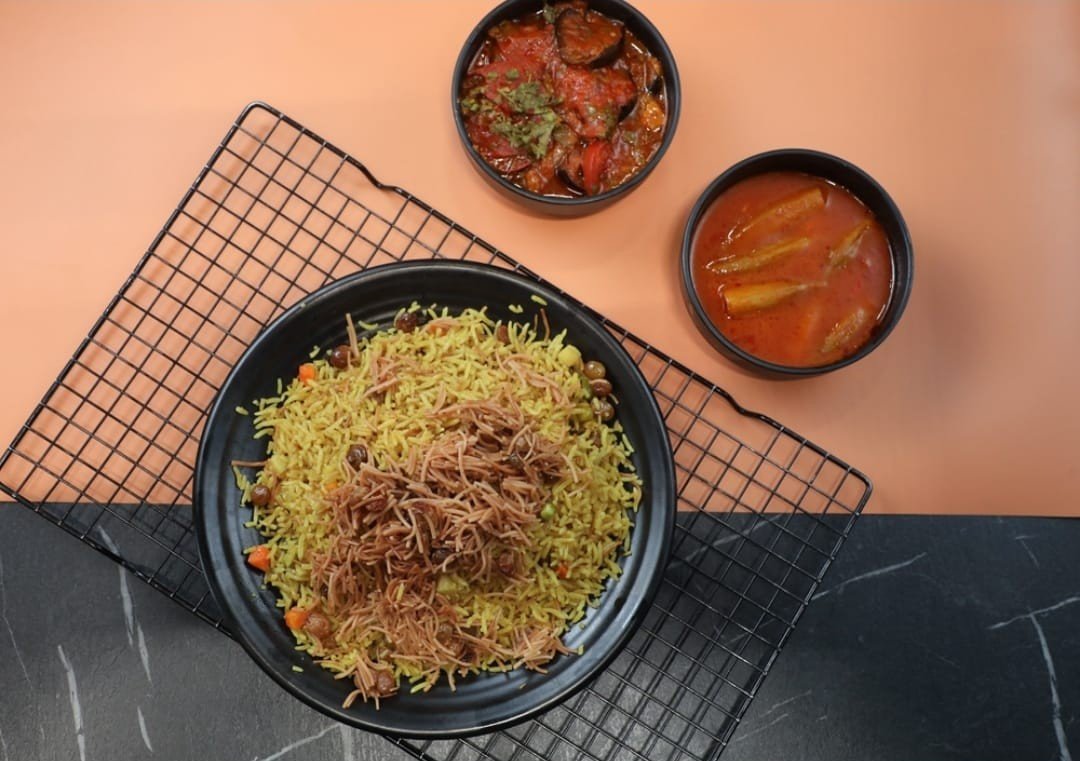 رز أصفر مع المرق foto